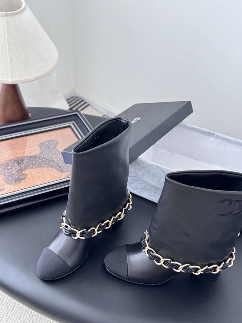 Ch**el boots